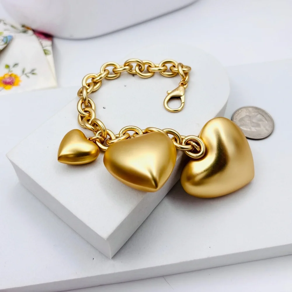 ROXANNE ASSOULIN The Puffy Heart Bracelet in Gold firm price - Picture 6 of 8